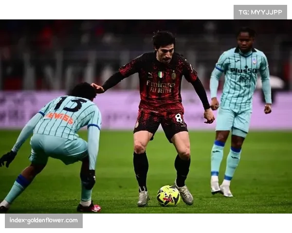 加斯佩里尼3-4-2-1进攻风暴 亚特兰大控场中的冒险与回报